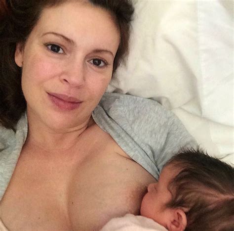 celebrities post brelfies in honor of world breastfeeding