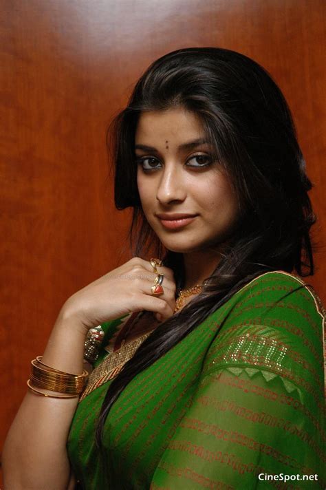 hot actress madhurima wallpaper photo picture madhurima south indian