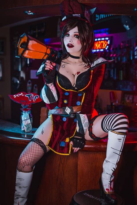 Borderlands Mad Moxxi Cosplay By Ri Care Borderlands Madmoxxi