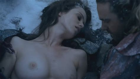 naked gwendoline taylor in spartacus war of the damned