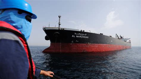 yemens houthi rebels attack saudi oil facilities escalating tensions  gulf   york times