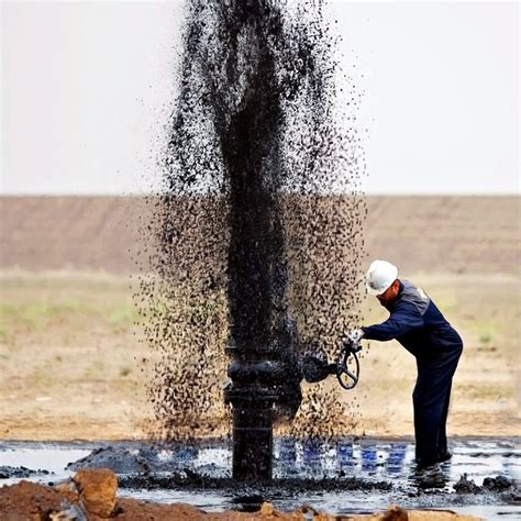 petrol nedir ne demektir kisaca anlami laf soezluek