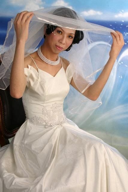 pin by emily iannielli on beautiful transgender women bride beautiful bride transgender