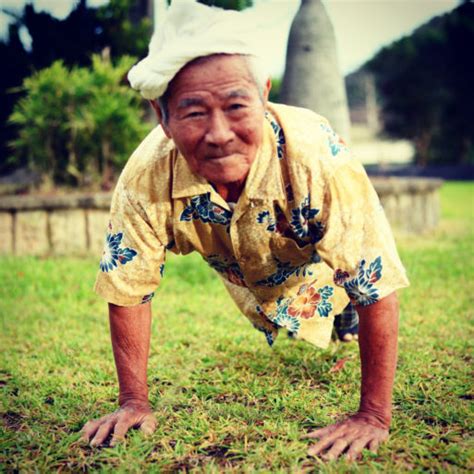 okinawa  highest concentration  centenarians   world