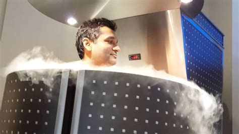 cryo spa chicago part   clients  cryotheraphy treatment