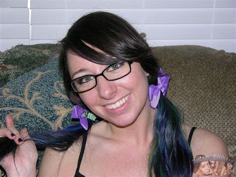amateur glasses wearing nerdy teen photo gallery porn