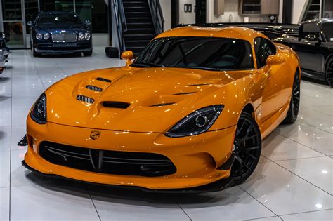dodge viper gtc coupe acr package  sale special pricing chicago motor cars