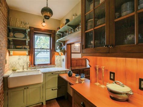 restoring  american foursquare home kitchens  square homes kitchen remodel