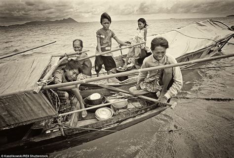 Portraits Show The Badjao Sea Tribe Of Borneo Whose Way Of Life Is