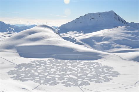 meet  landscape artist making stunning snow artworks