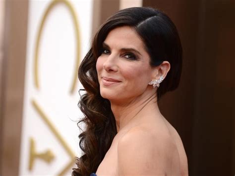 sandra bullock is the top earning actress in hollywood in the past 12