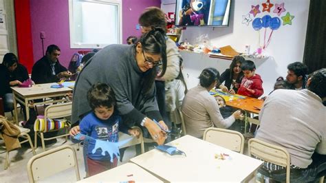 niños y padres del jardín de senado participaron de un taller de manualidades catamarca actual