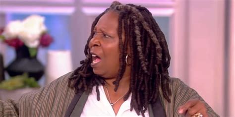 whoopi goldberg scolds the view audience for booing conservative