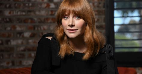 Jurassic World Bryce Dallas Howard Makes No Apology For Her Heels