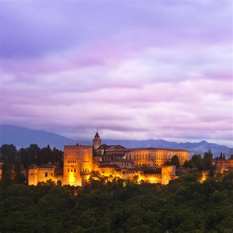 alhambra palace granada spain map facts location