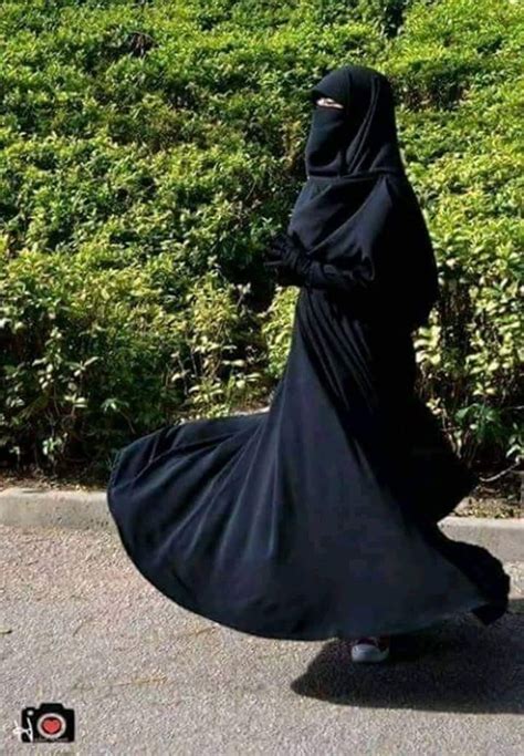 Pin By Sarah Hashim On Niqab Arab Girls Hijab Beautiful Hijab Girl