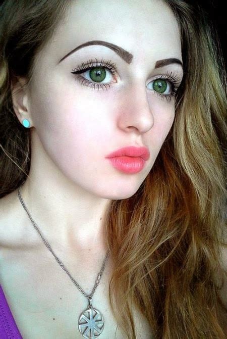 julia vins russian powerlifter with a doll like face