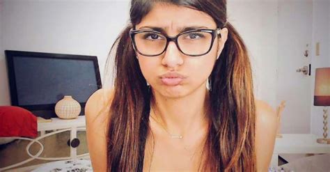 13 best songs that mention mia khalifa music industry how to