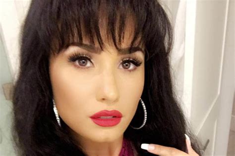 Demi Lovato Selena Sorry Not Sorry Singer Dons Sexy Costume Daily Star