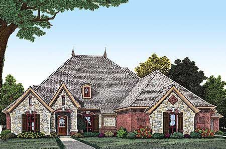 plan fm appealing french country home plan   french country house country house