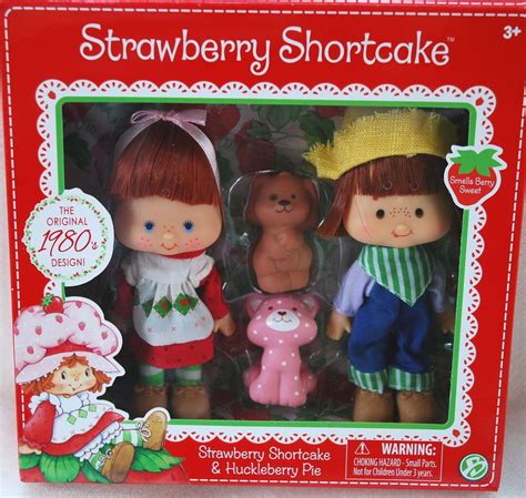 Strawberry Shortcake And Huckleberry Pie Classic Doll New