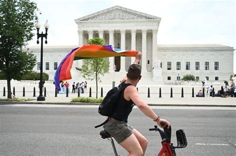 the supreme court decision to grant protections to lgbt workers is an