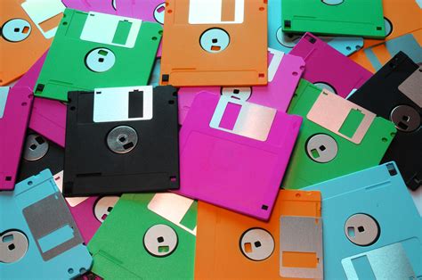 floppy disk  wont die dva data storage