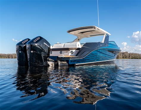 outboard mercury claims world    hp motor mcmichael yacht yards brokers