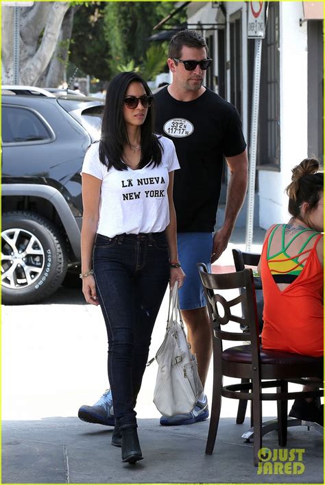 Full Sized Photo Of Olivia Munn Aaron Rodgers Pda Brunch