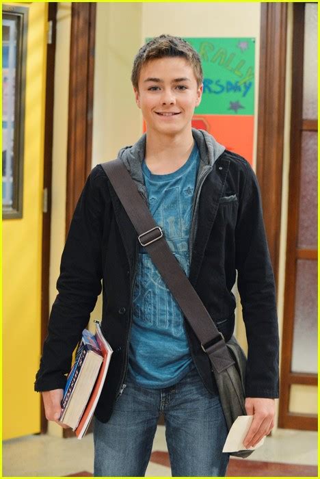 peyton meyer joins girl meets world new pics photo 589736 photo gallery just jared jr