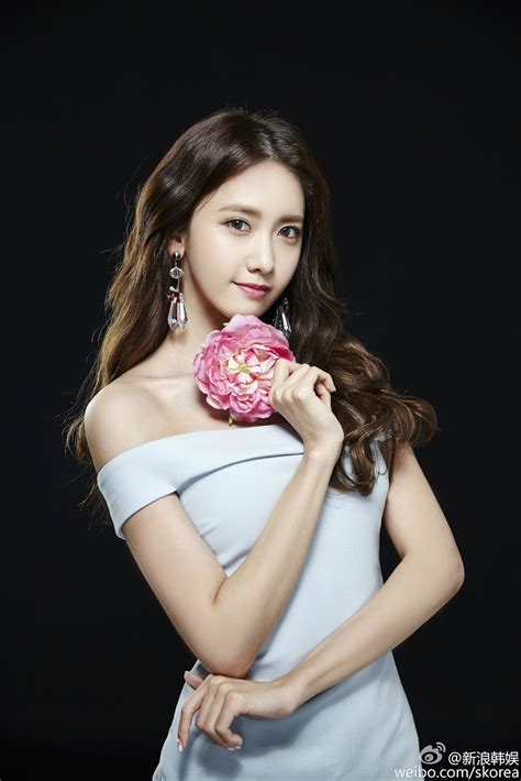 Snsd Yoona And Her Lovely Picture For Her Fan Meetings In China
