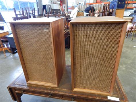 pair  electro voice ev  vintage speakers big valley auction