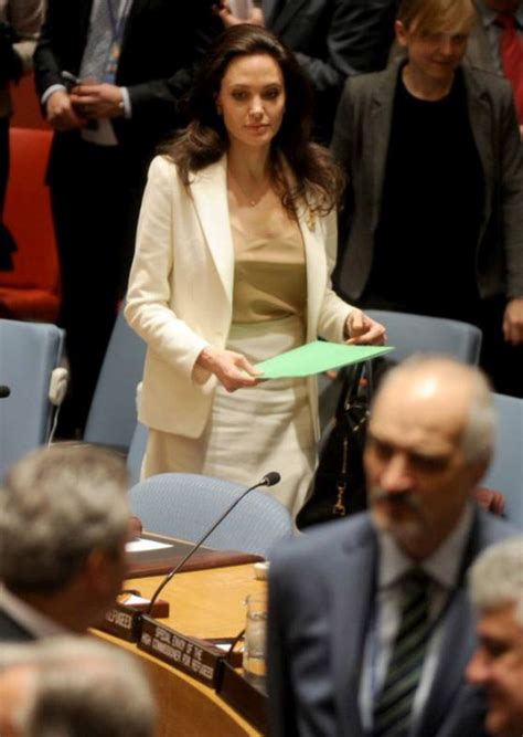angelina jolie shows up at the united nations without a bra 4 pics