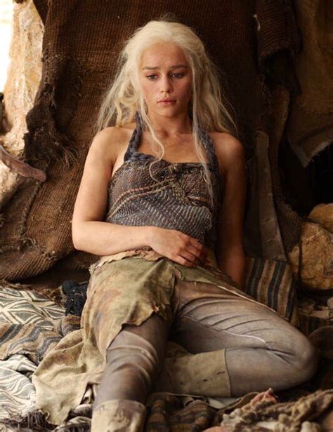 daenerys targaryen stormborn mother of dragons the unburnt actress emilia clarke from
