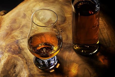 scottish whisky      inspiring travel scotland