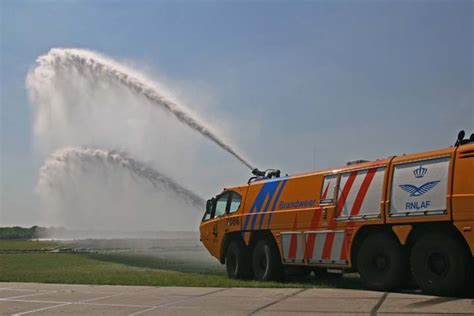 fire engines  dutch airforce gilze rijen    action