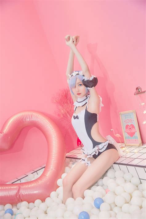 rem and ram swimsuit cosplay submerged in balls sankaku complex