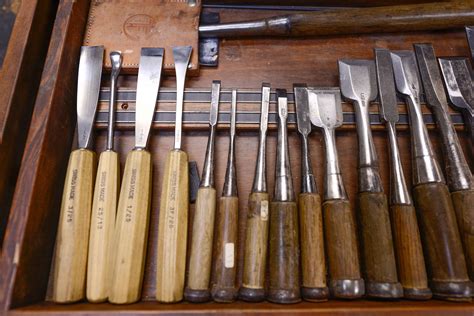 woodworking crazy sharp tools  hand  samurai carpenter