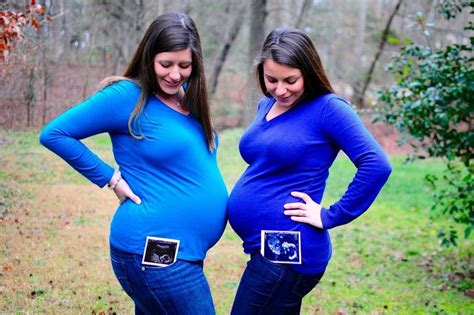 Cute Sister Or Best Friend Sister Maternity Pictures Pregnant Best