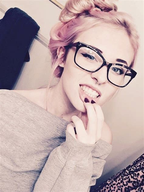 31 septum piercing styles for every type of girl care facts cute