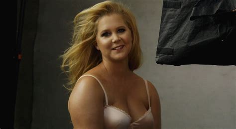 amy schumer topless thefappening