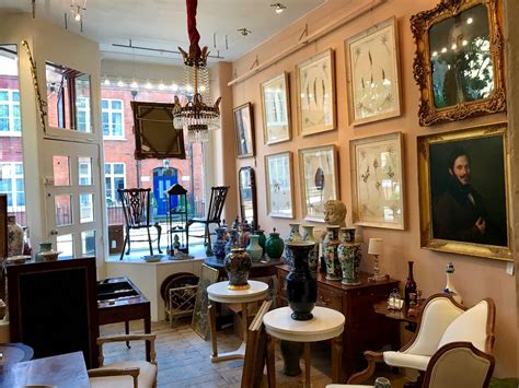 ten   top  antique shops  visit  london