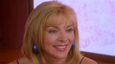 kim cattrall puts a like on supportive tweet from fan