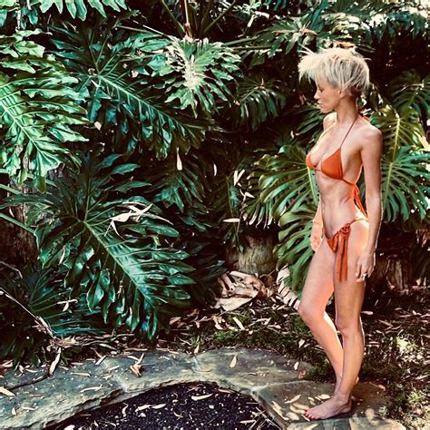 Nicky Whelan Sexy And Skinny In A Bikini 13 Photos