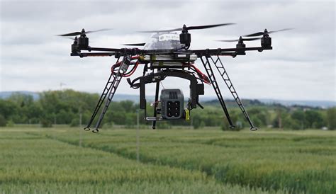 multispectral camera takes   agricultural drones