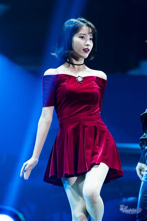 9 photos of iu s sexy jaw dropping short skirt — koreaboo