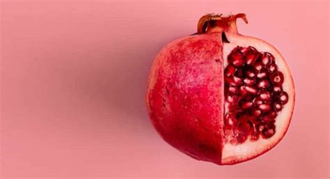 pomegranate helps clean  arteries healthy research