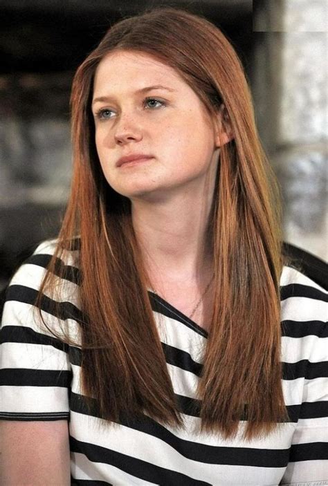 bonnie wright hot and spicy photoshoot in short clothes