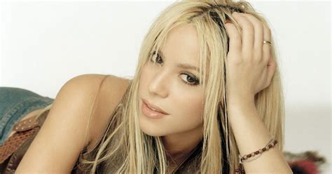 Sexy Women In The Universe 24 Shakira