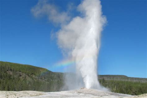 Strick S Pics Travel Yellowstone And Old Faithful